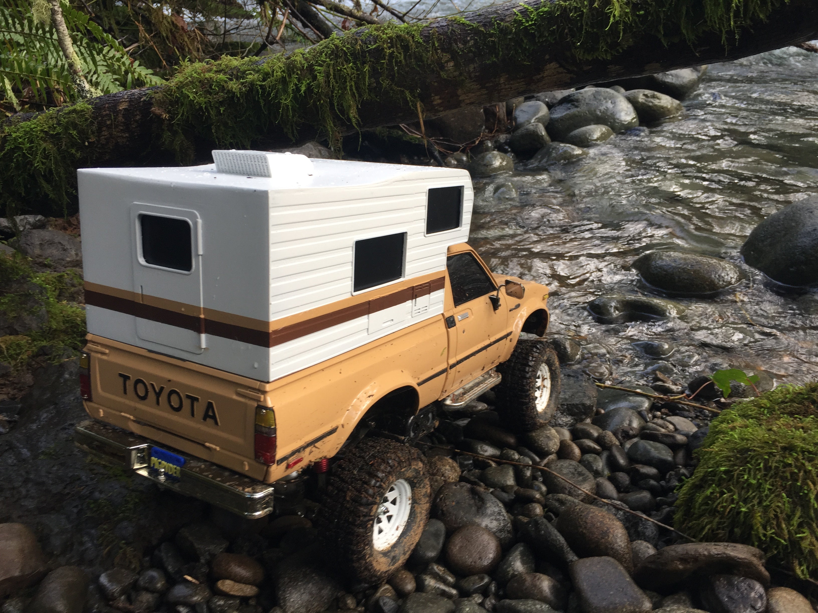 Camper para Tamiya RC Toyota Hilux High Lift