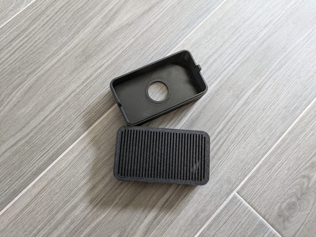 Rejilla universal para pasamuros de bajada a sump (80x60x40 mm) | Apta para acuarios marinos, plantados