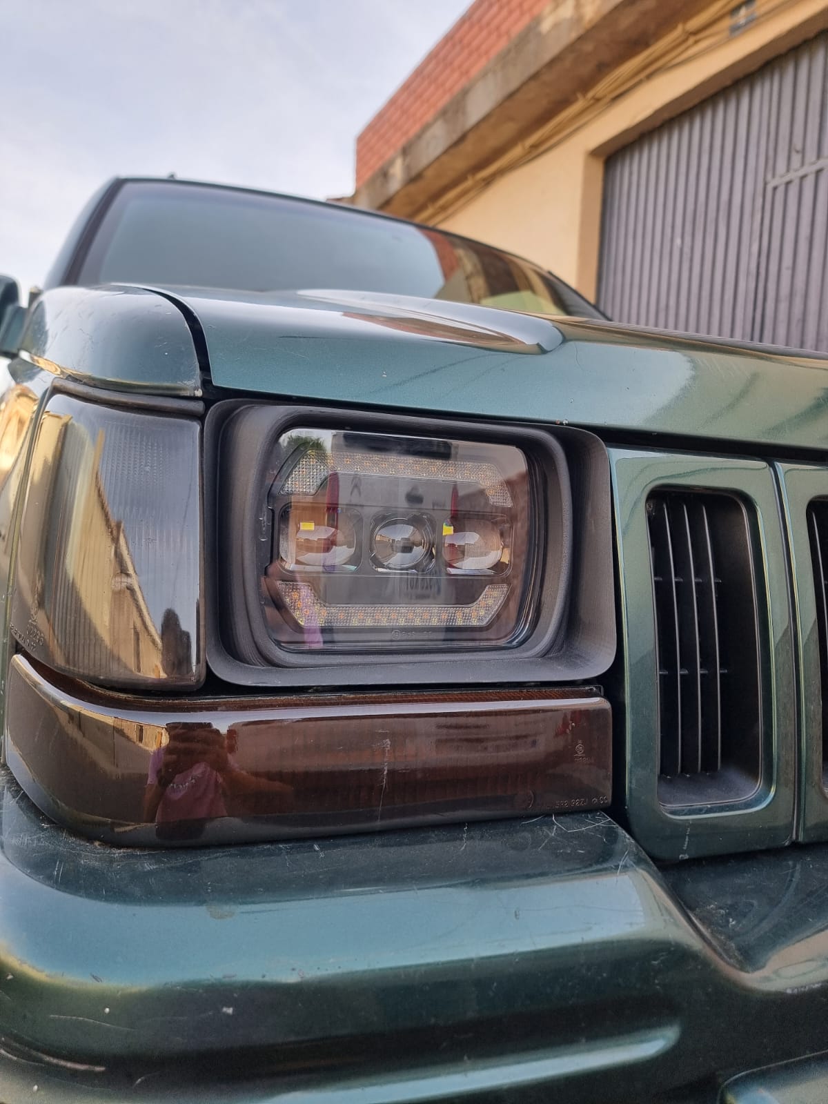 Marco adaptador faro LED rectangular Jeep Grand cherokee ZJ