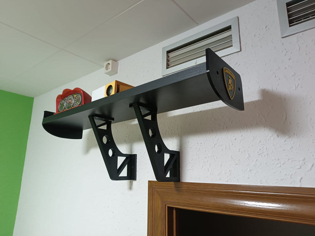 Estantería en forma de alerón marca de coche / circuito / nombre