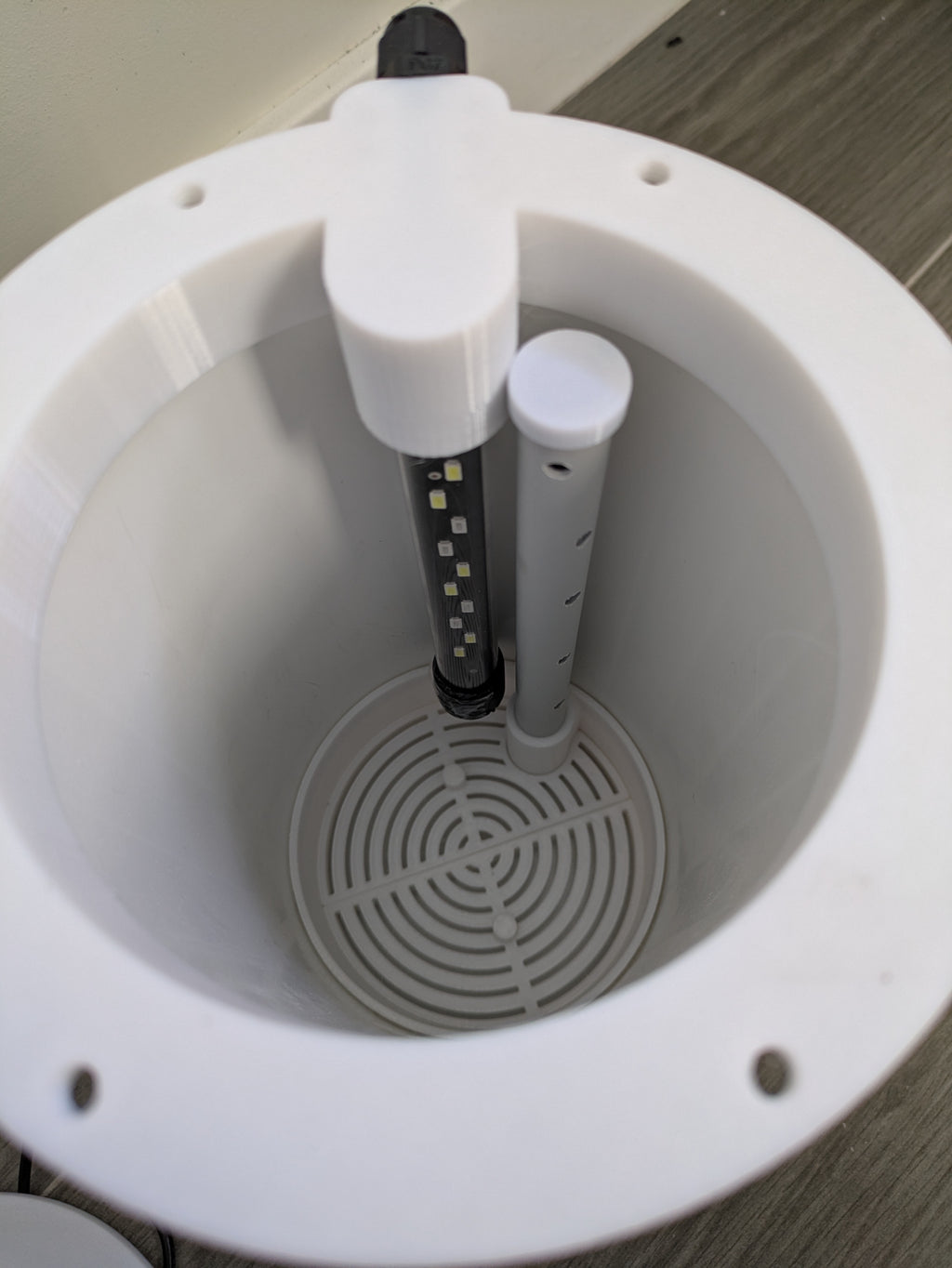 Reactor de alga Chaetomorpha/Caulerpa para sump