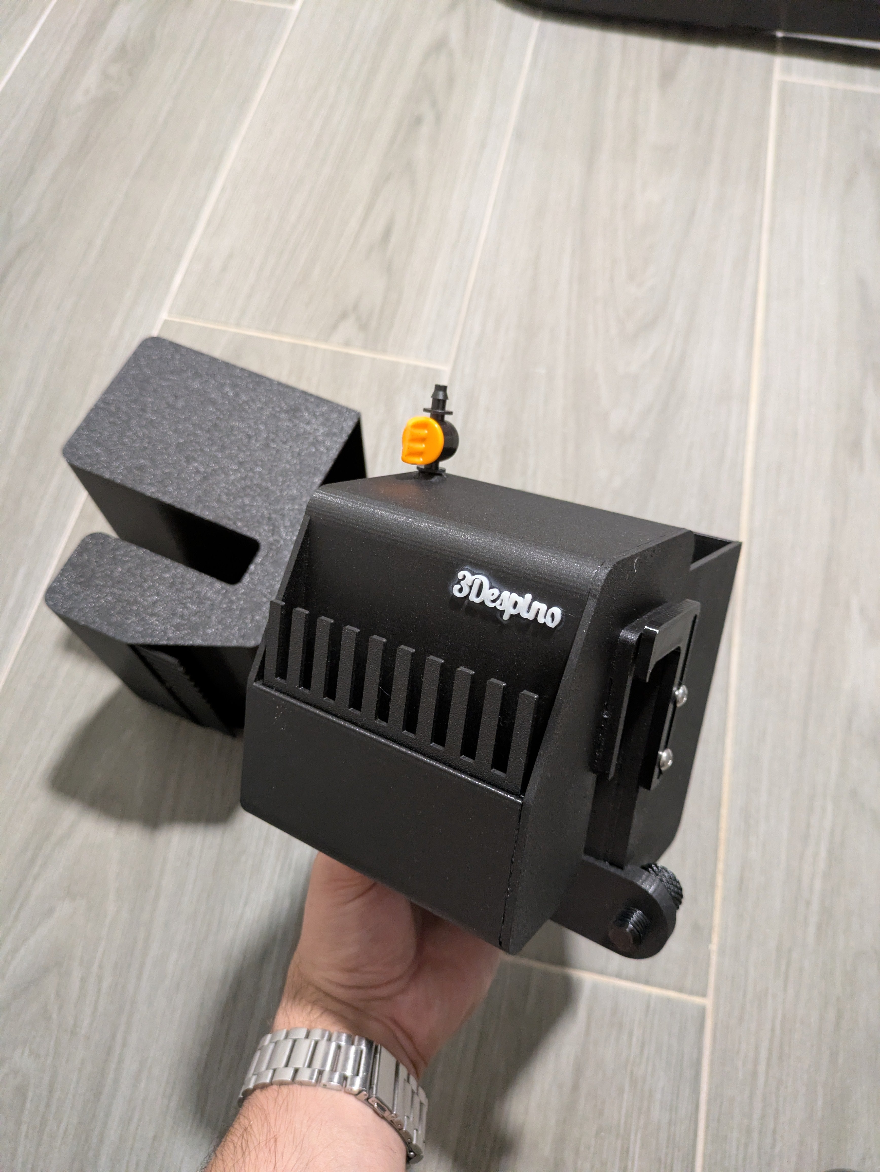 Rebosadero tipo Blau para sump sin taladrar la urna | Con sistema antidescebado y peine ajustable | Opciones de bajada 32/40 mm y hueco 20/32 mm