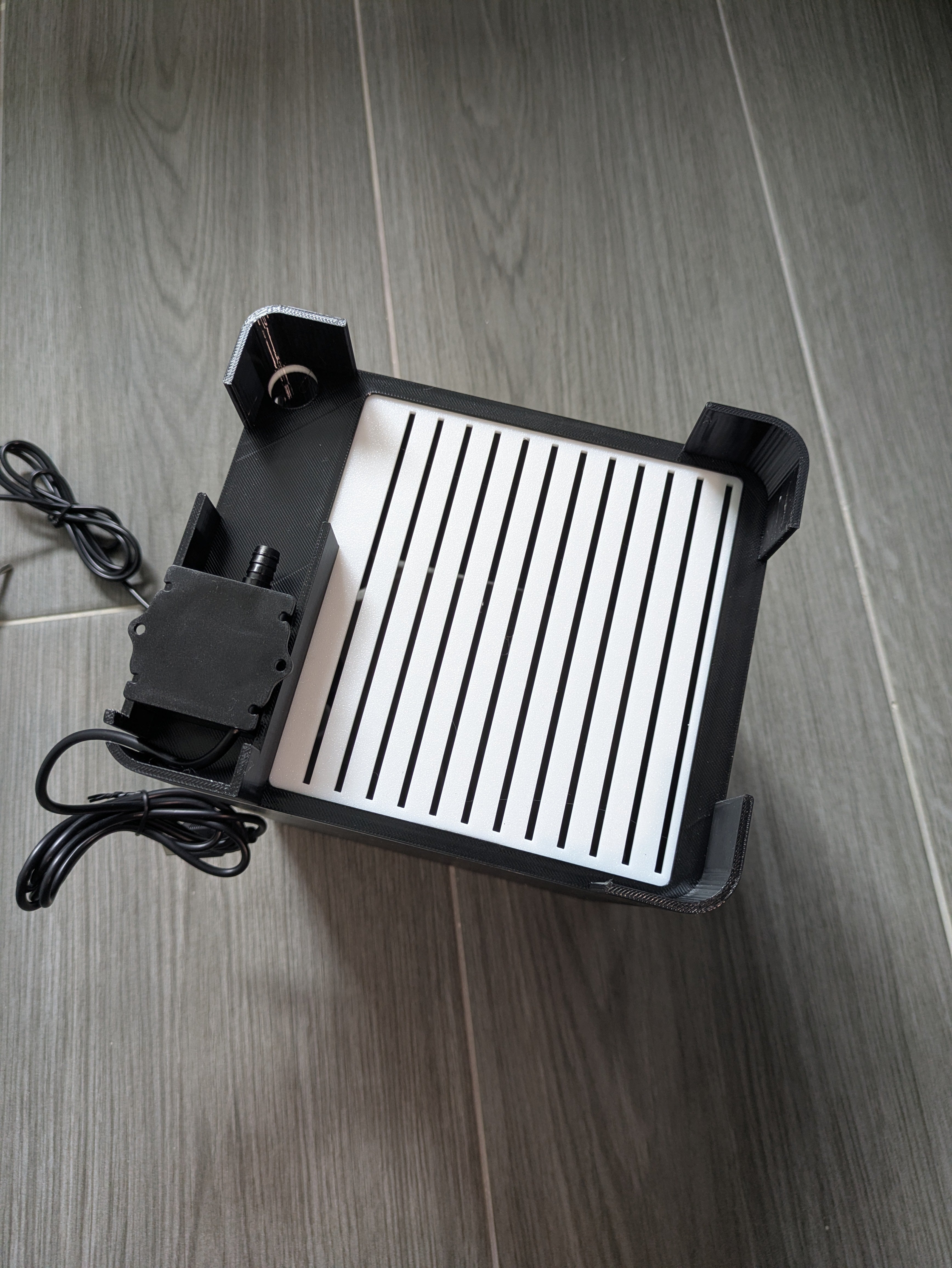 Reactor rectangular de alga Chaetomorpha/Caulerpa para sump