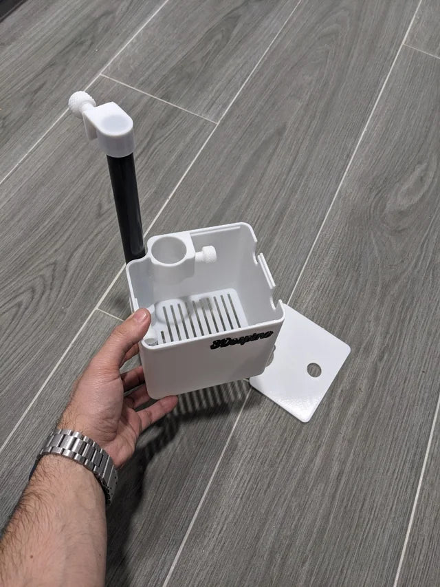 Caja antisalpicaduras con trampa de burbujas para sump de acuario (130x120x120 mm) | Ajustable en altura mediante columna soporte | Compatible con perlón o esponja